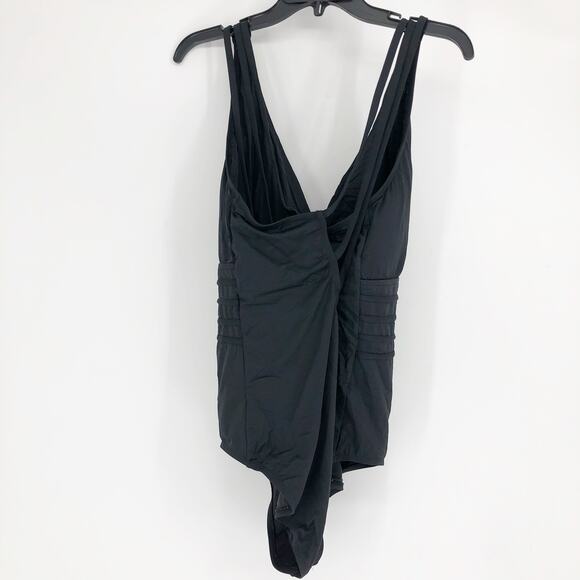 LA BLANCA Island Goddess One Piece Swimsuit 22W Black Multi-Strap Cross-Back - Picture 6 of 11